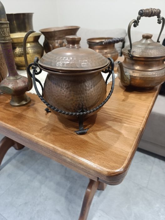 Мідний посуд одним лотом