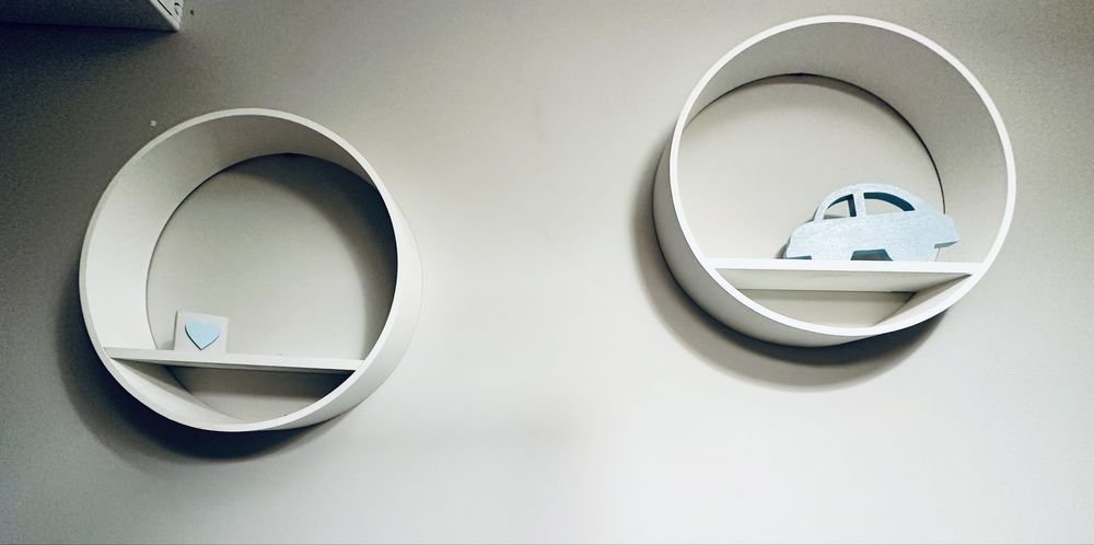 Urocze półeczki do pokoju dzieciecego, 2 sztuki