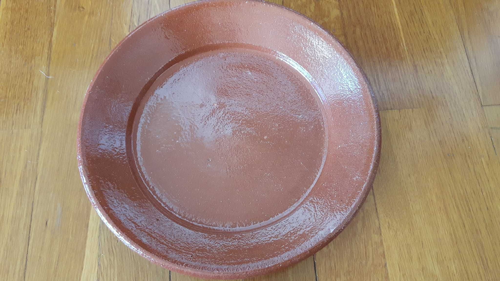 Prato de barro grande 30cm
