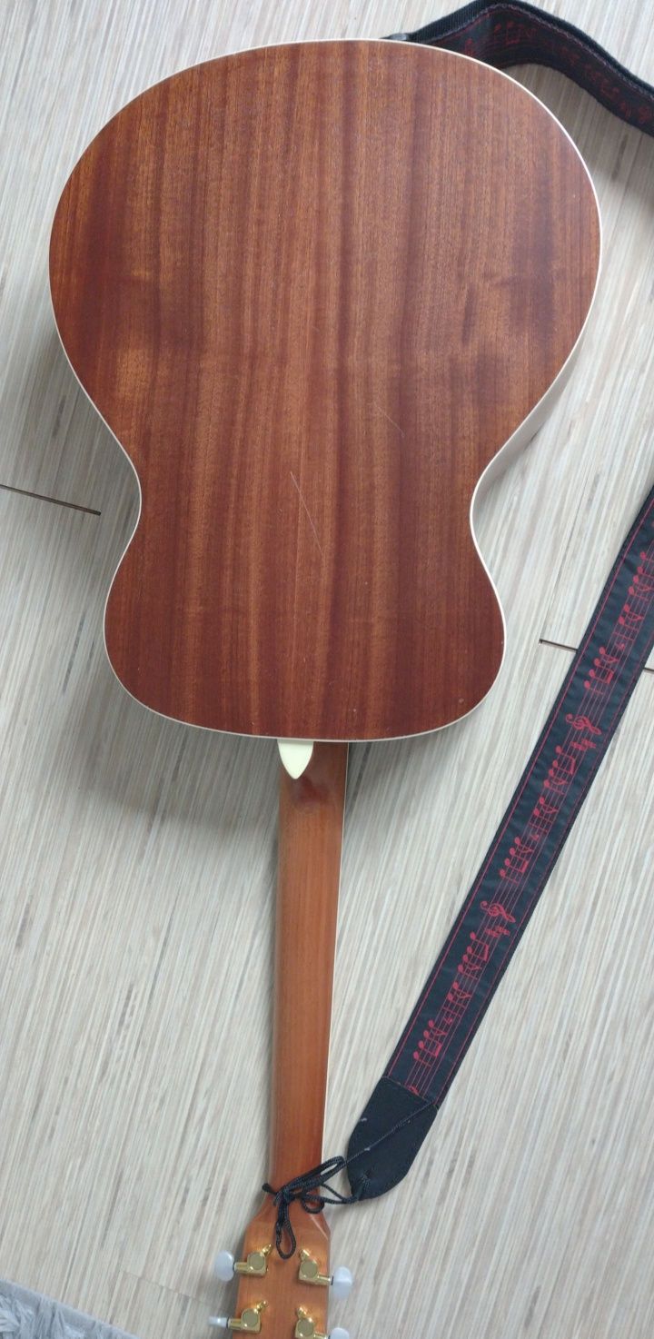 Gitara Harley benton +pasek