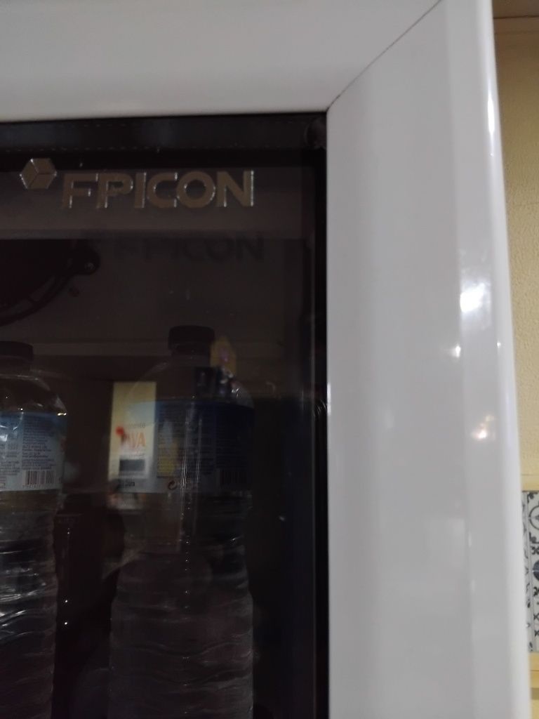 Vendo frigorífico de ventilação