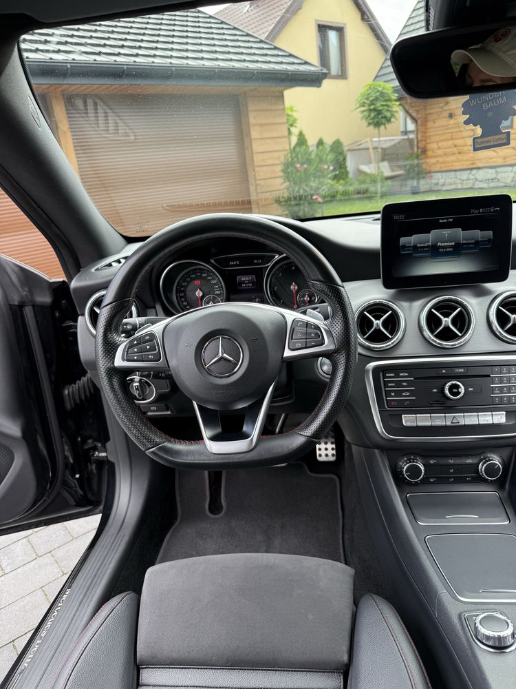 Mercedes-Benz CLA Mercedes CLA 220d AMG Czarny Automat Navi