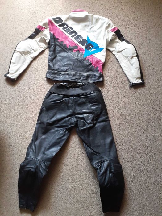 Fato para mota DAINESE + Kit de limpeza DAINESE