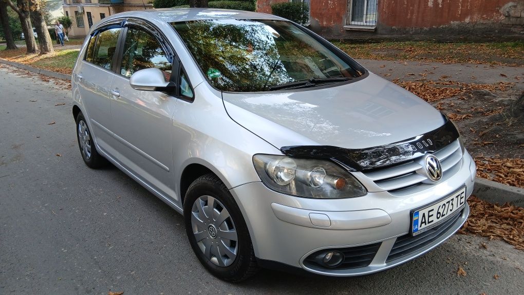 Продам VW Golf Plus 1,6 mpi
