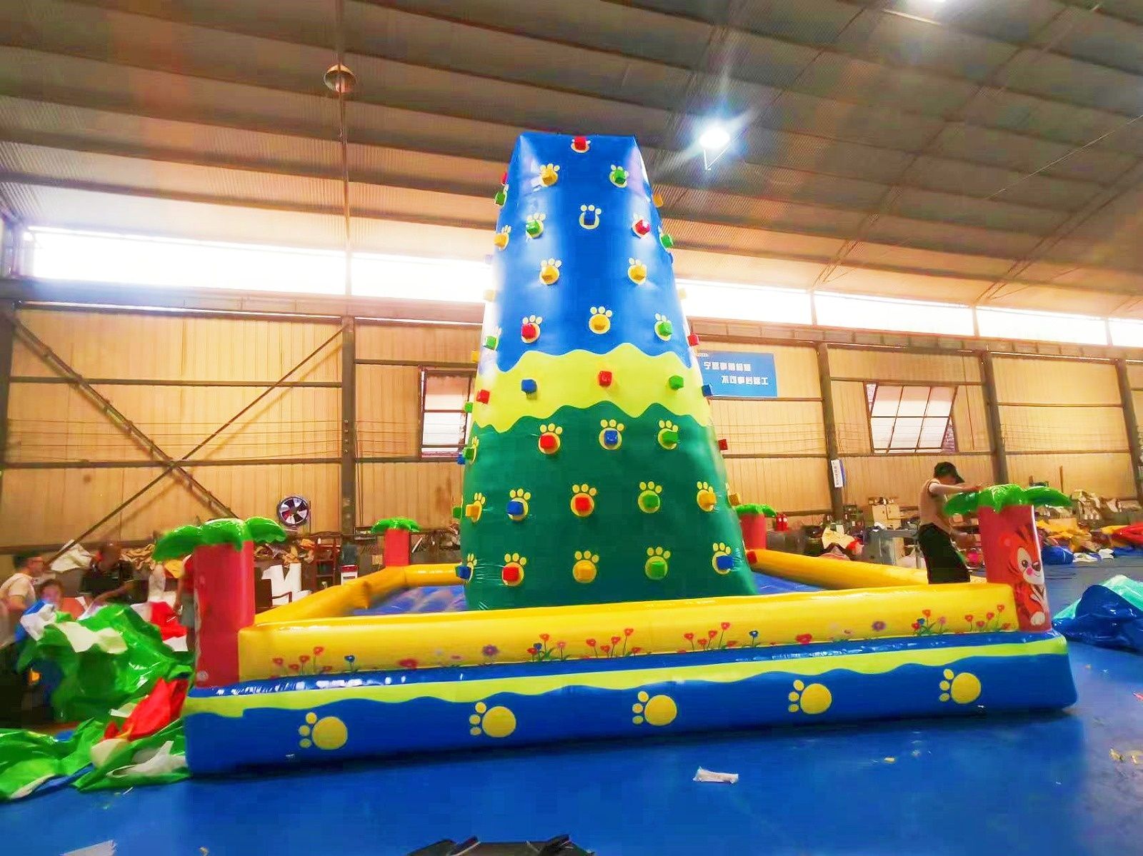 Zakręcony ziemniak wata dmuchańce piana partybyk rodeo zjeżdżalnia zam