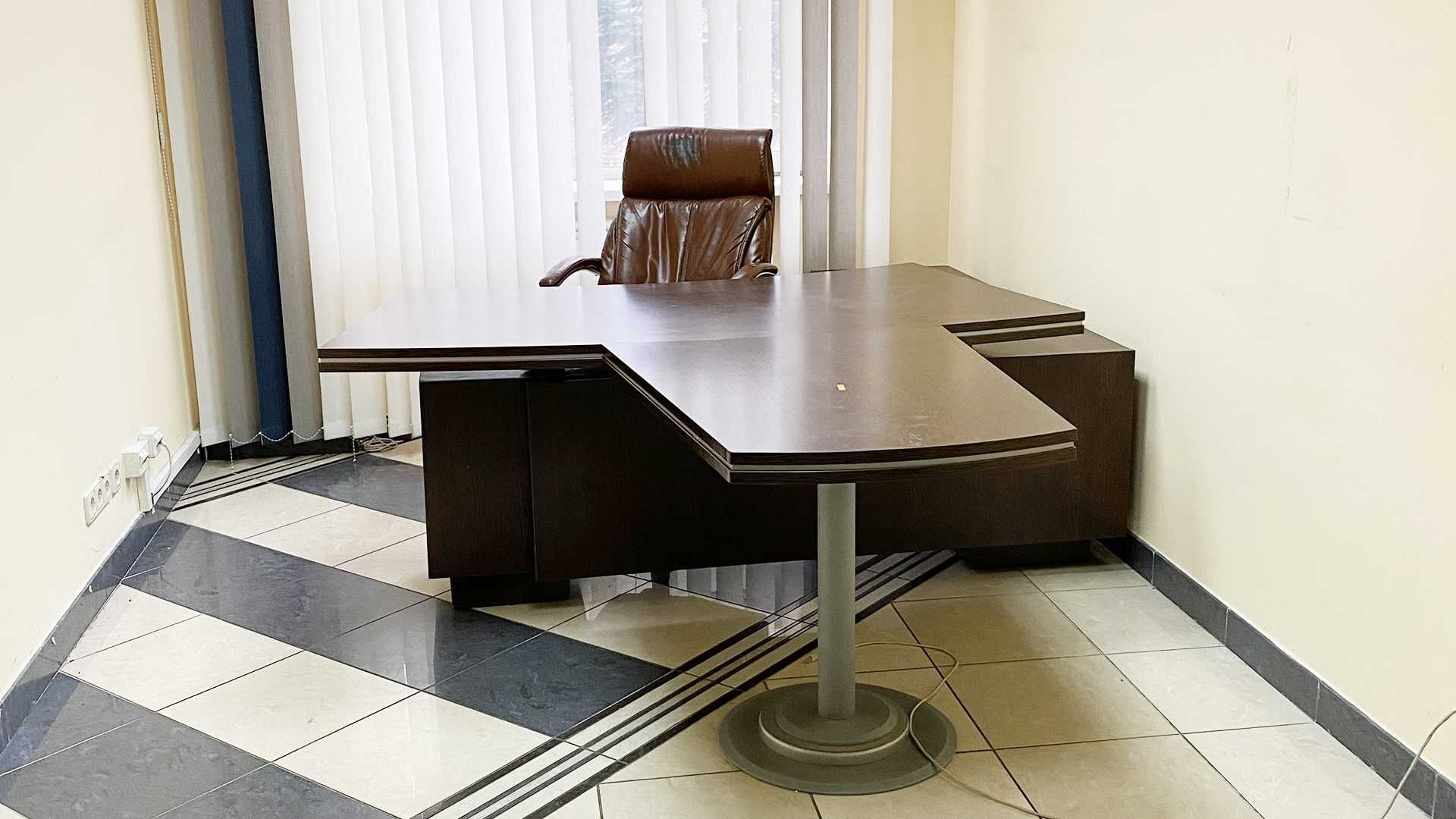 Офис 5500 м2. Фасад,отдельный вход. метро Зверинецкая (Дружбы народов)