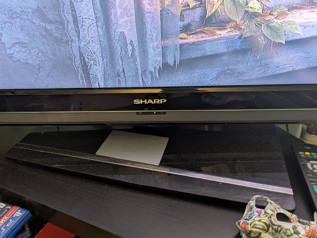 Телевізор Sharp, 46 дюймів, Full HD (1080p), 60 герц.