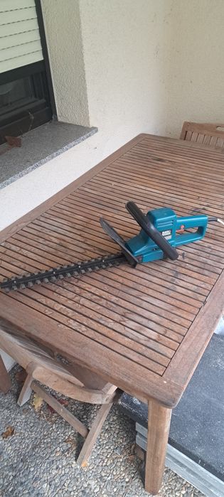 Nożyce do żywopłotu firmy Black Decker