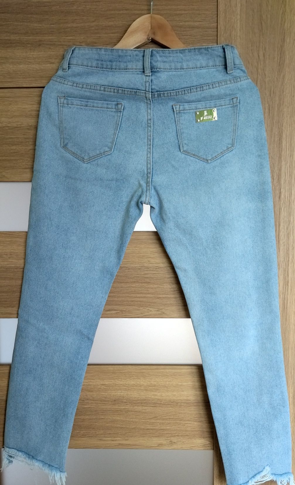 Spodnie jeansowe r  38