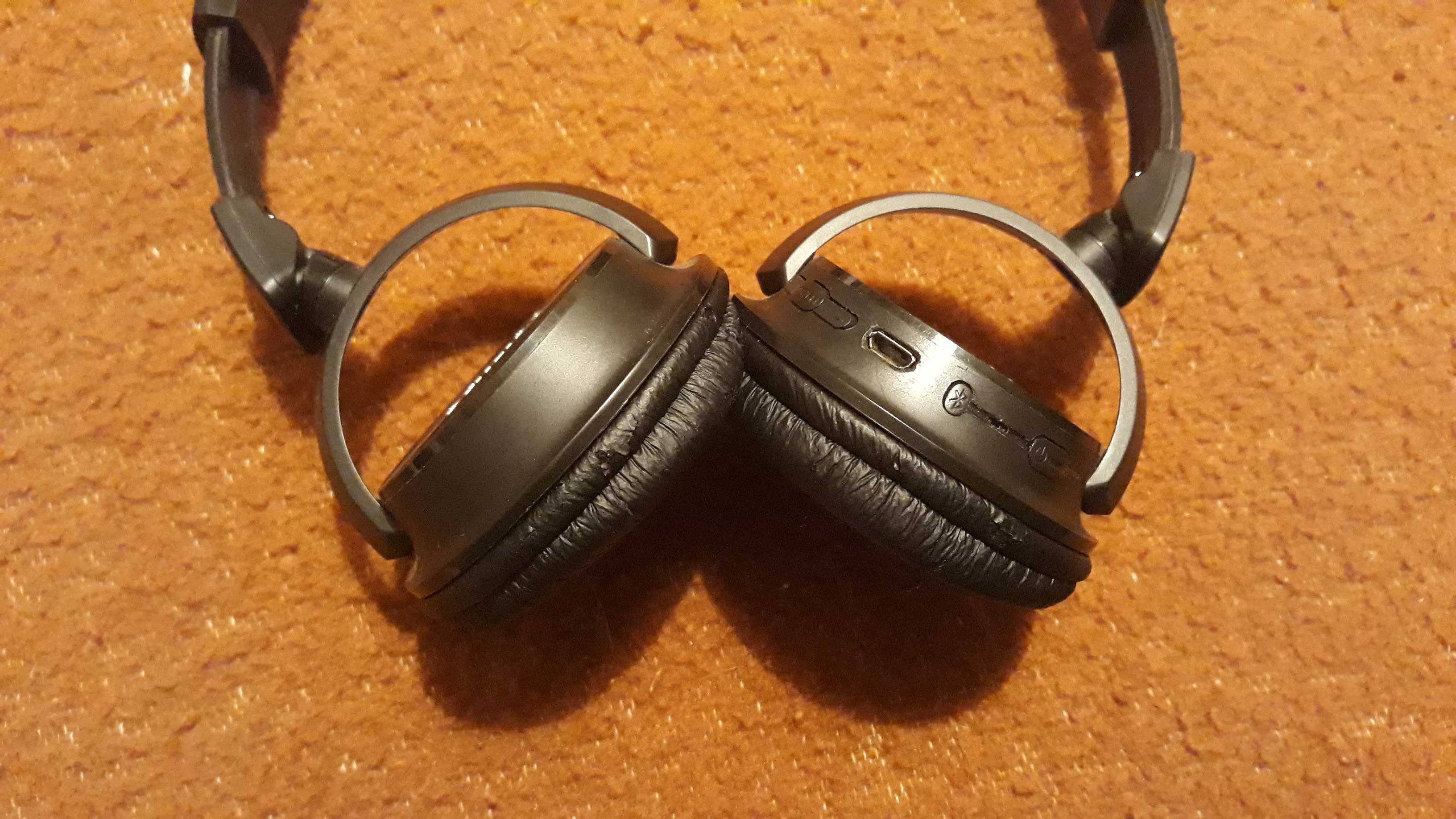 Headphones Bluetooth Philips SHB3060 - novos -  portes incluídos