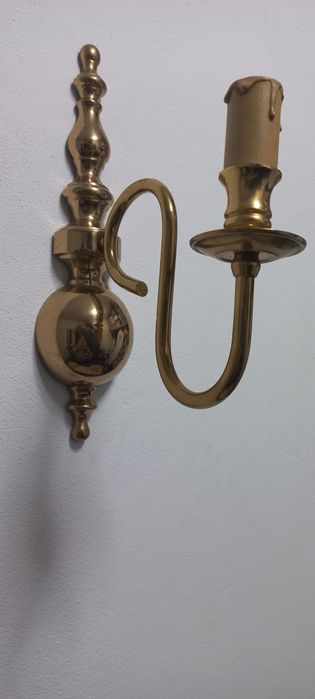 Candeeiros de parede em latão