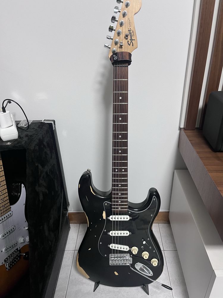 Fender Squier Stratocaster com UPGRADES