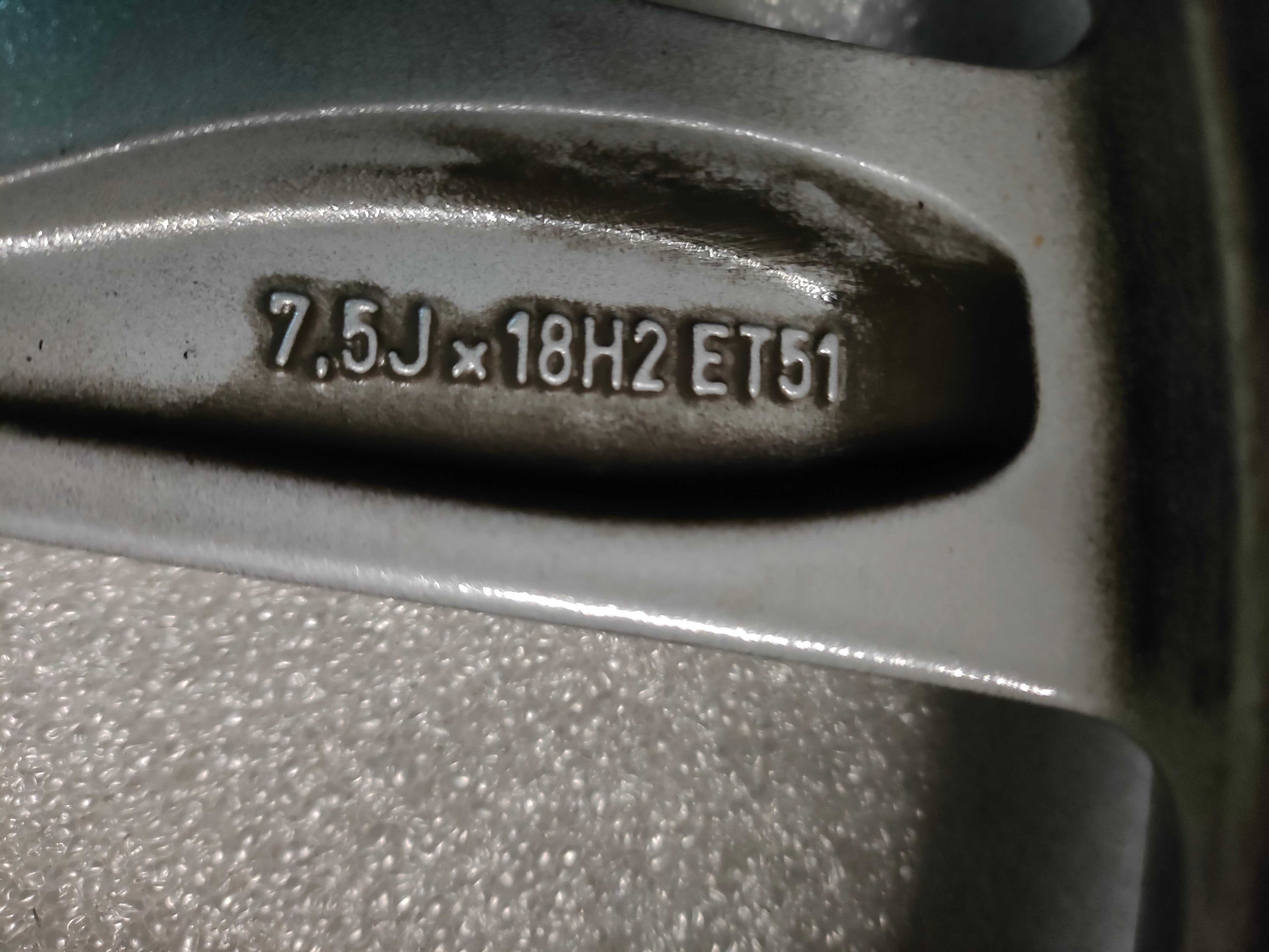 Felga Aluminiowa VW 5K0 7.5JX18 et51