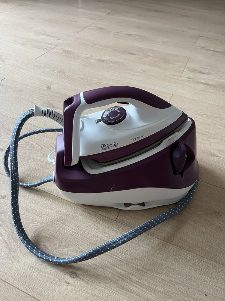 Żelazko z generatorem pary GENERATOR PARY SV8054 TEFAL