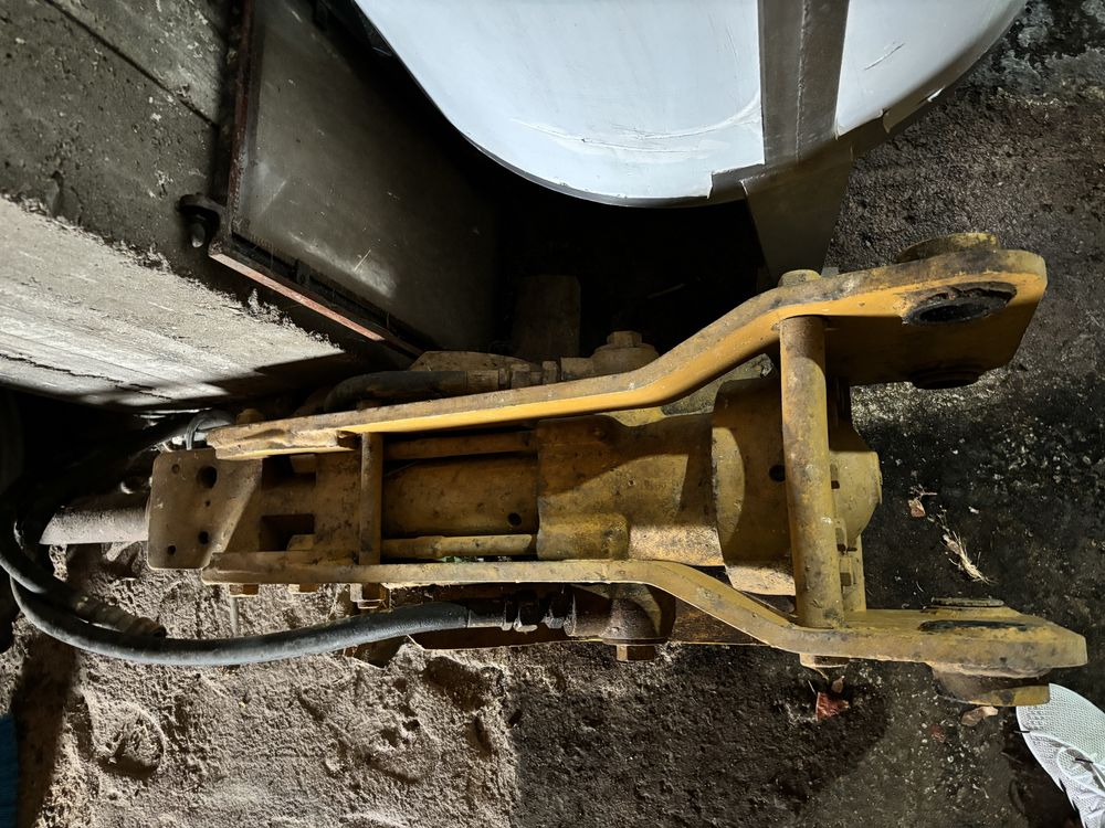 Martelo Pneumatico - retro-escavadora Caterpillar