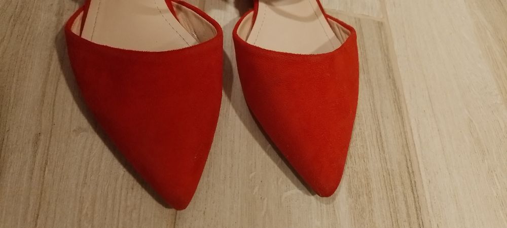 Czułenka płaskie/baleriny czerwone r. 39