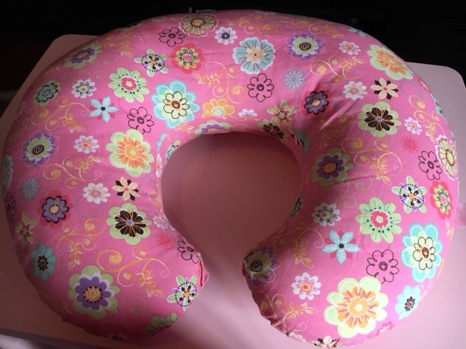 Almofada amamentação Boppy by Chicco