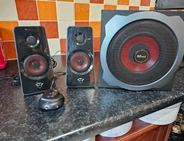 Trust GXT38 2 colunas +sub