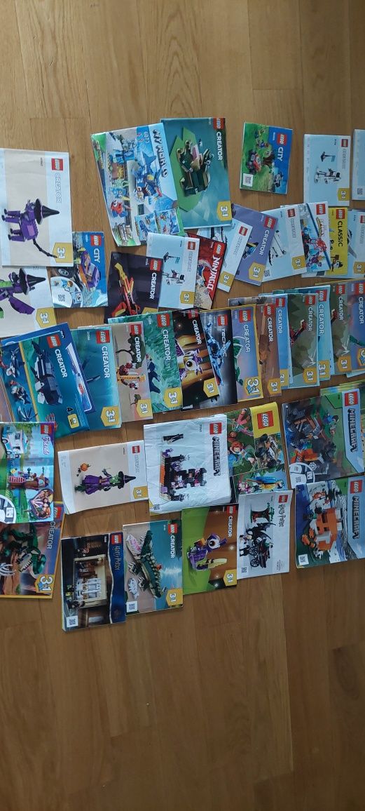 Instrukcje papierowe  klocków lego