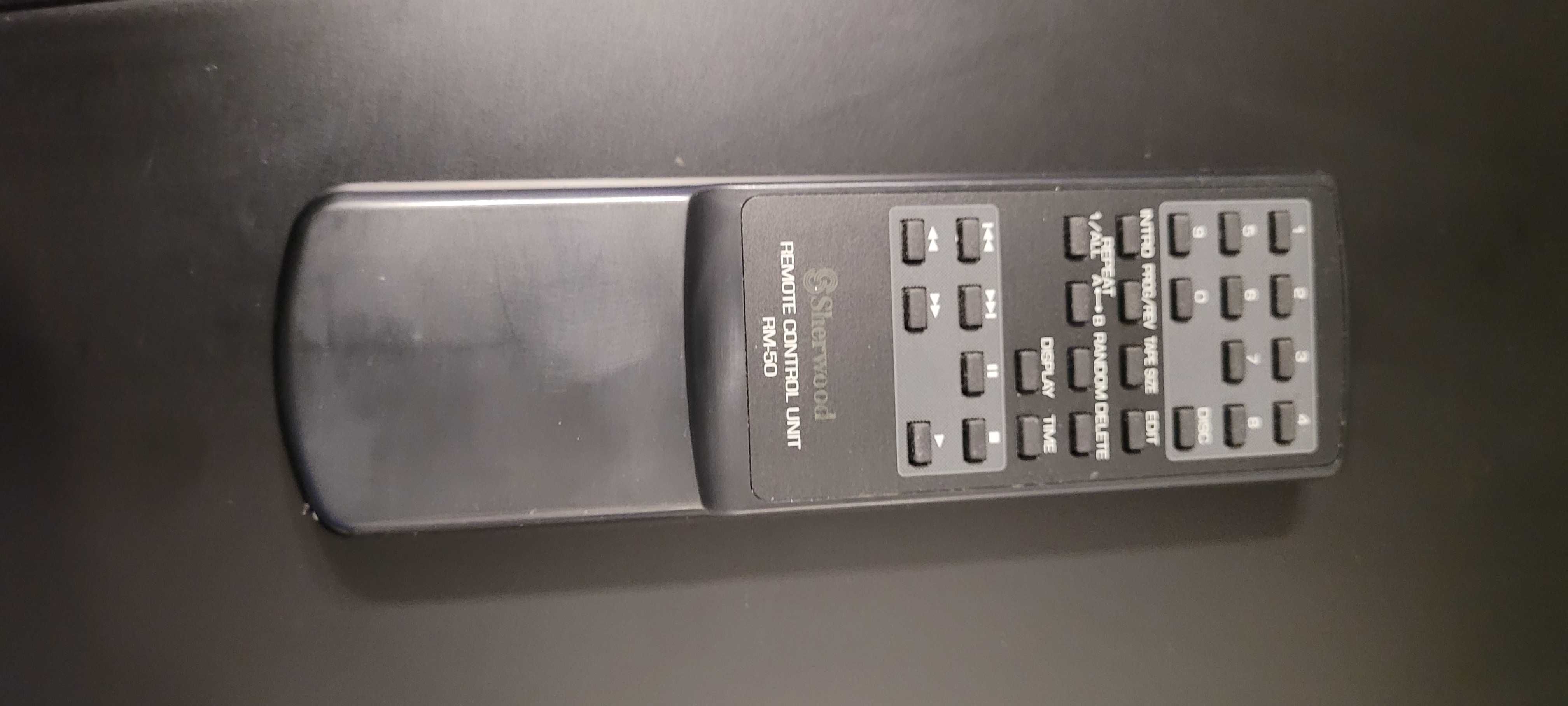 CD програвач Sherwood CD-3050R .
