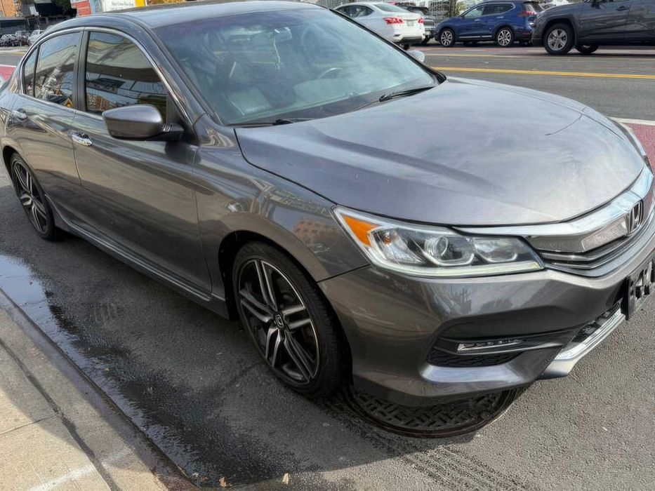 Honda Accord      2017