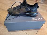 Buty seakersy ecco