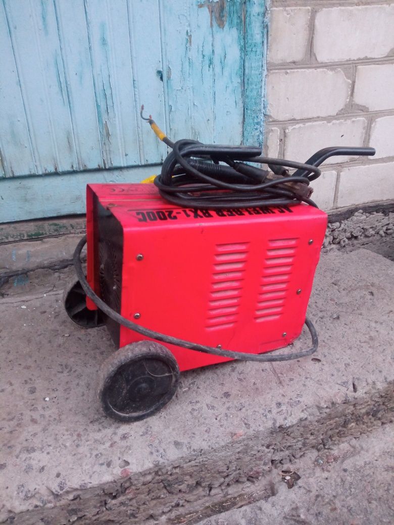 Cвapoчный тpaнcфopмaтop Forte BX1 200