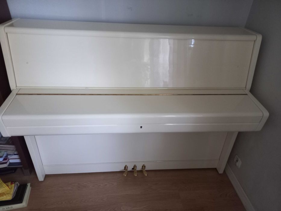 Pianino Royal Handok