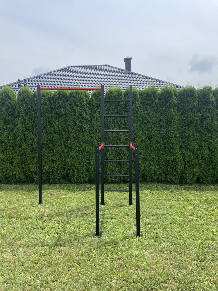 Plac street workout drążek do podciągania poręcze
