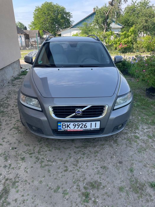 Продам Volvo V50 2.0D