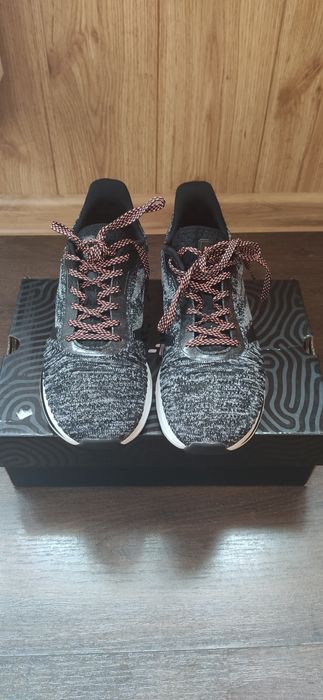 Кроссовки Peak размер 38