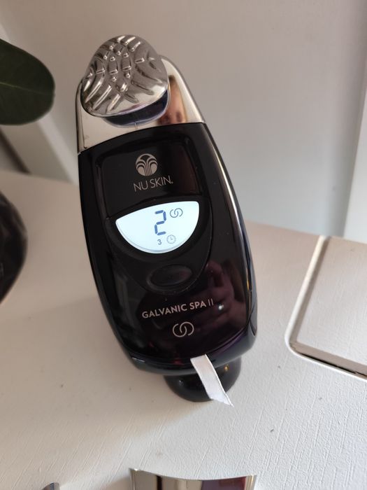 Nu skin Galvanic spa do twarzy i ciała