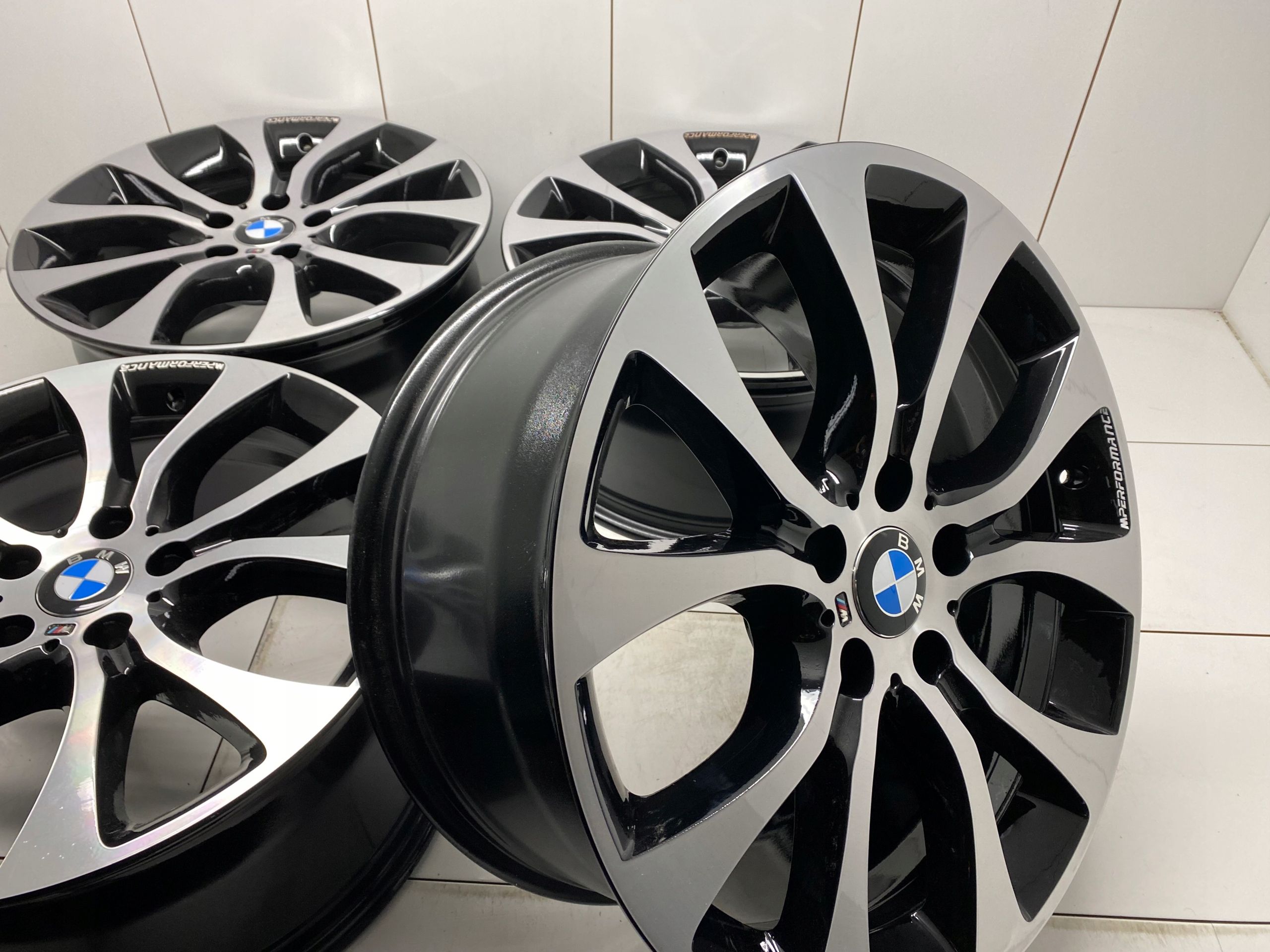 Kola Felgi 19 BMW X5 X6 F15 F16 m Pekiet Performance