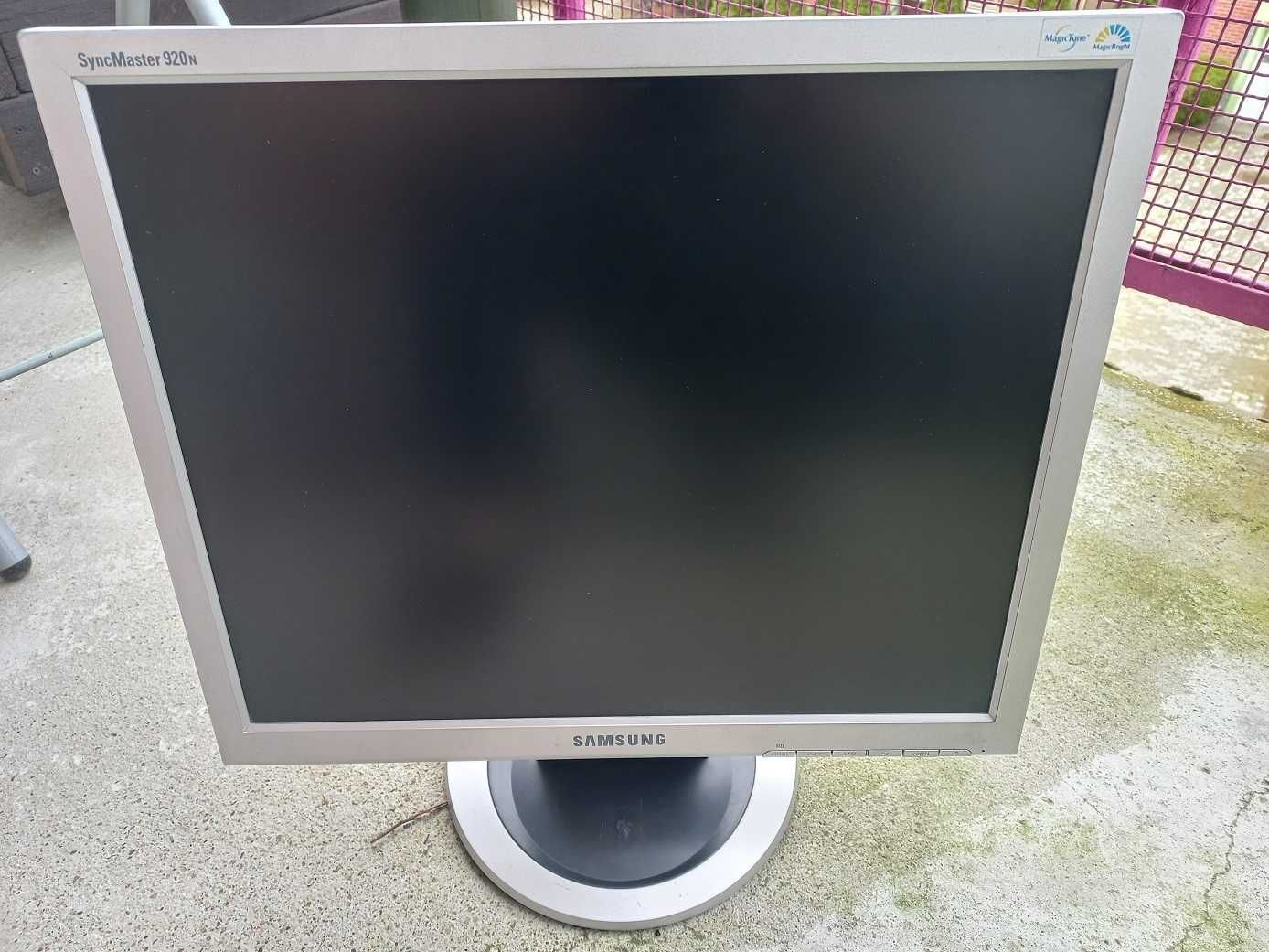 Monitor Samsung SyncMaster 920N