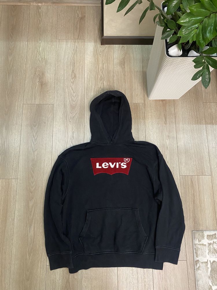 Худи Levi’s