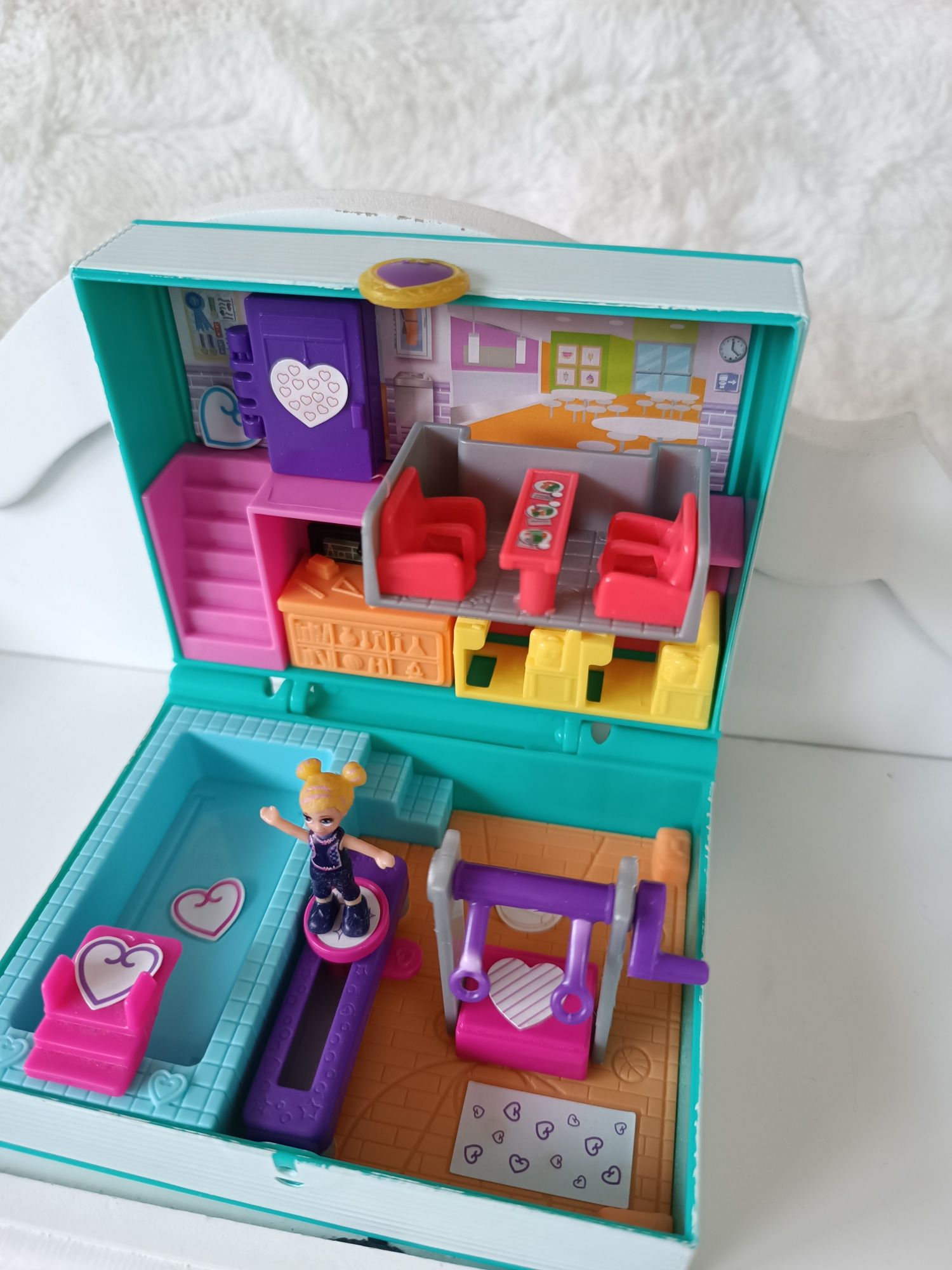 Polly pocket mini szkoła średnia figurka