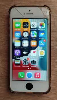 Iphone SE 2016 32gb дисплей оригінальний яркий і все працює