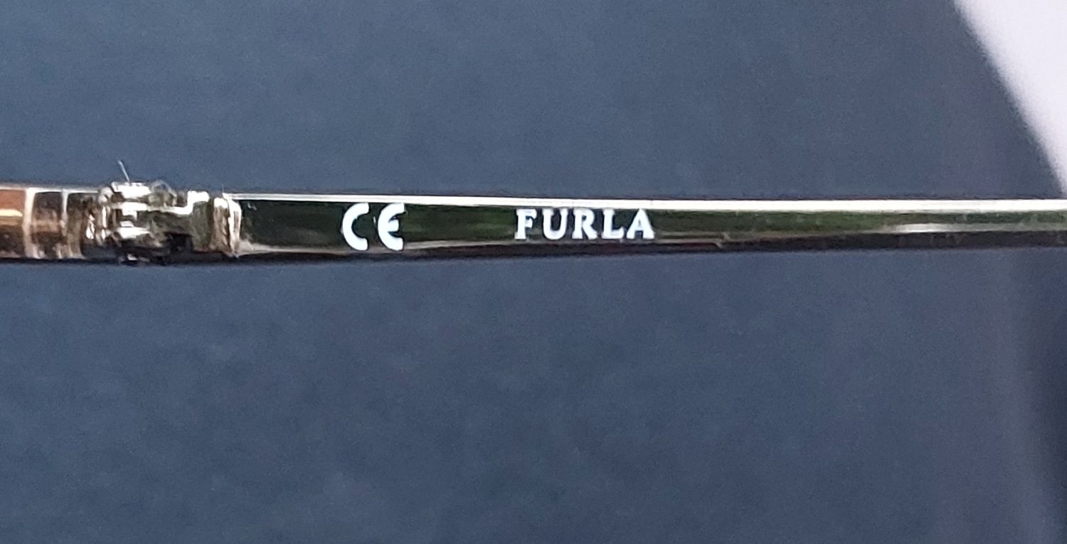 Znakomite przeciwsłoneczne lustrzanki Furla