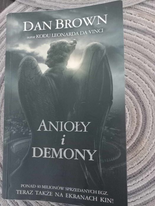Anioły i demony. Dan Brown