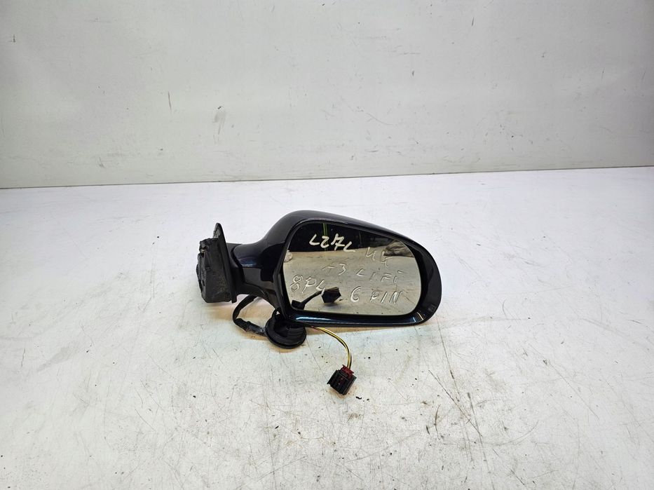 LUSTERKO PRAWY PRZÓD AUDI A3 8P4 LZ7L 6 PIN UK