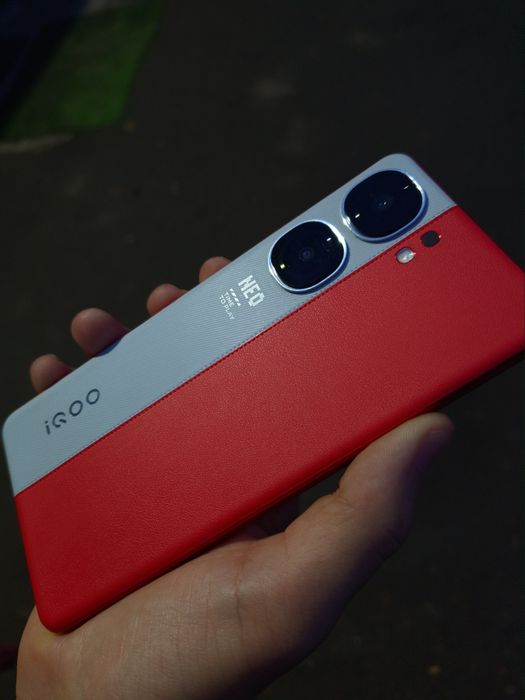 Vivo iQOO neo 9 12/256