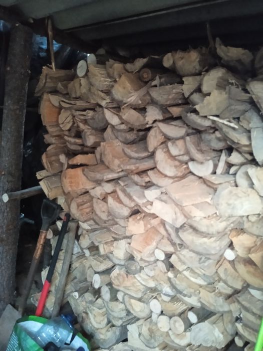 Venda de Lenha eucalipto ao metro cúbico 65€