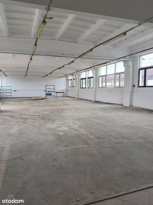 Wynajem hali / magazynu Rybnik hala z biurem i socialem