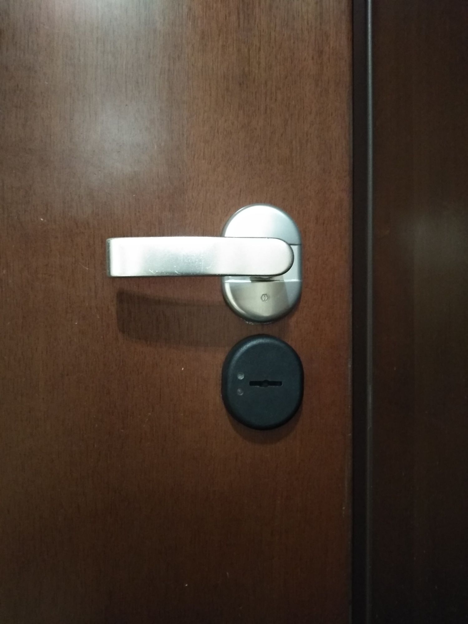 Nowy zamek do drzwi Dierre. Serwis Dierre Warszawa.