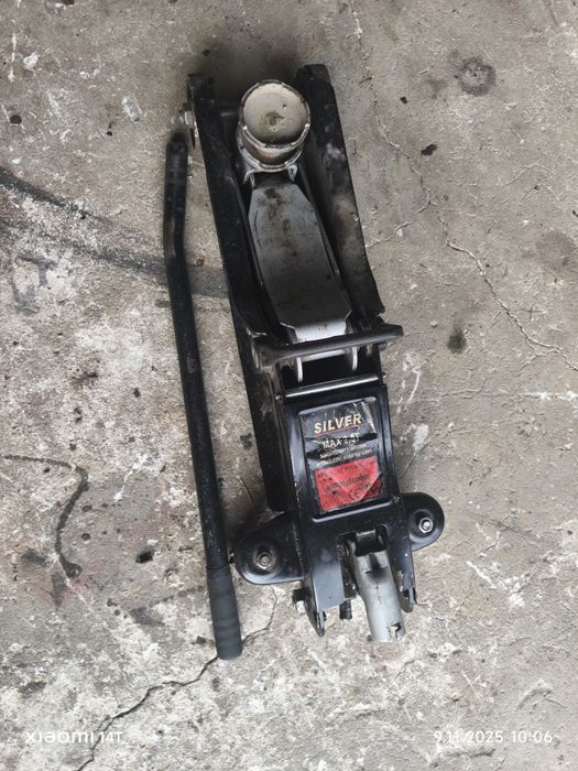 Podnośnik niskoprofilowy żaba