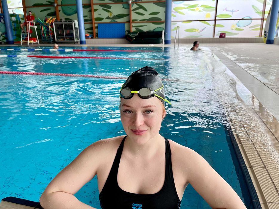 Nauka i doskonalenie pływania dla dorosłych niezależnie od wieku