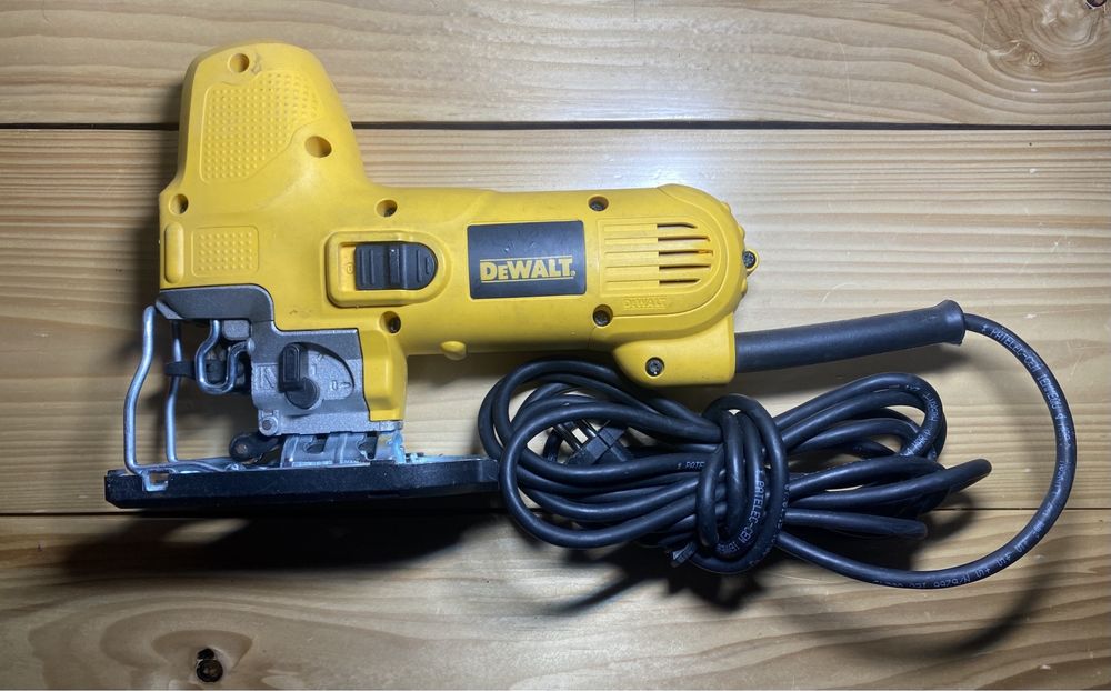 Wyrzynarka DeWALT DW343-QS Type 3
