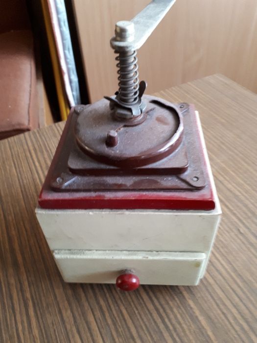 Stary młynek do kawy