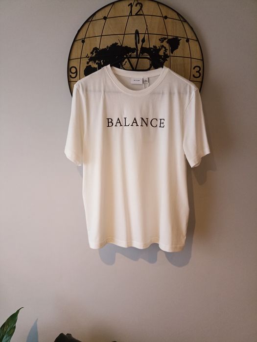T-shirt Balance damski Vila roz.M