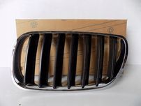 BMW X3 E83 Lci nerka/kratka zderzaka lewa - 3997
